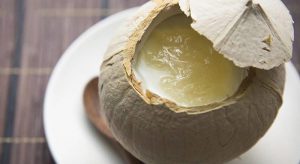 yến chưng nước dừa